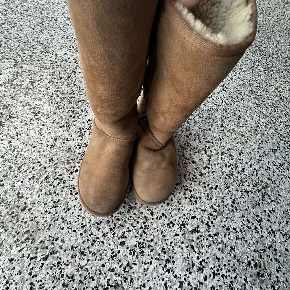 Ugg Classic Tall Boots Womens 6 Chestnut Suede Sheepskin Shearling 5815 Fur - Picture 7 of 9